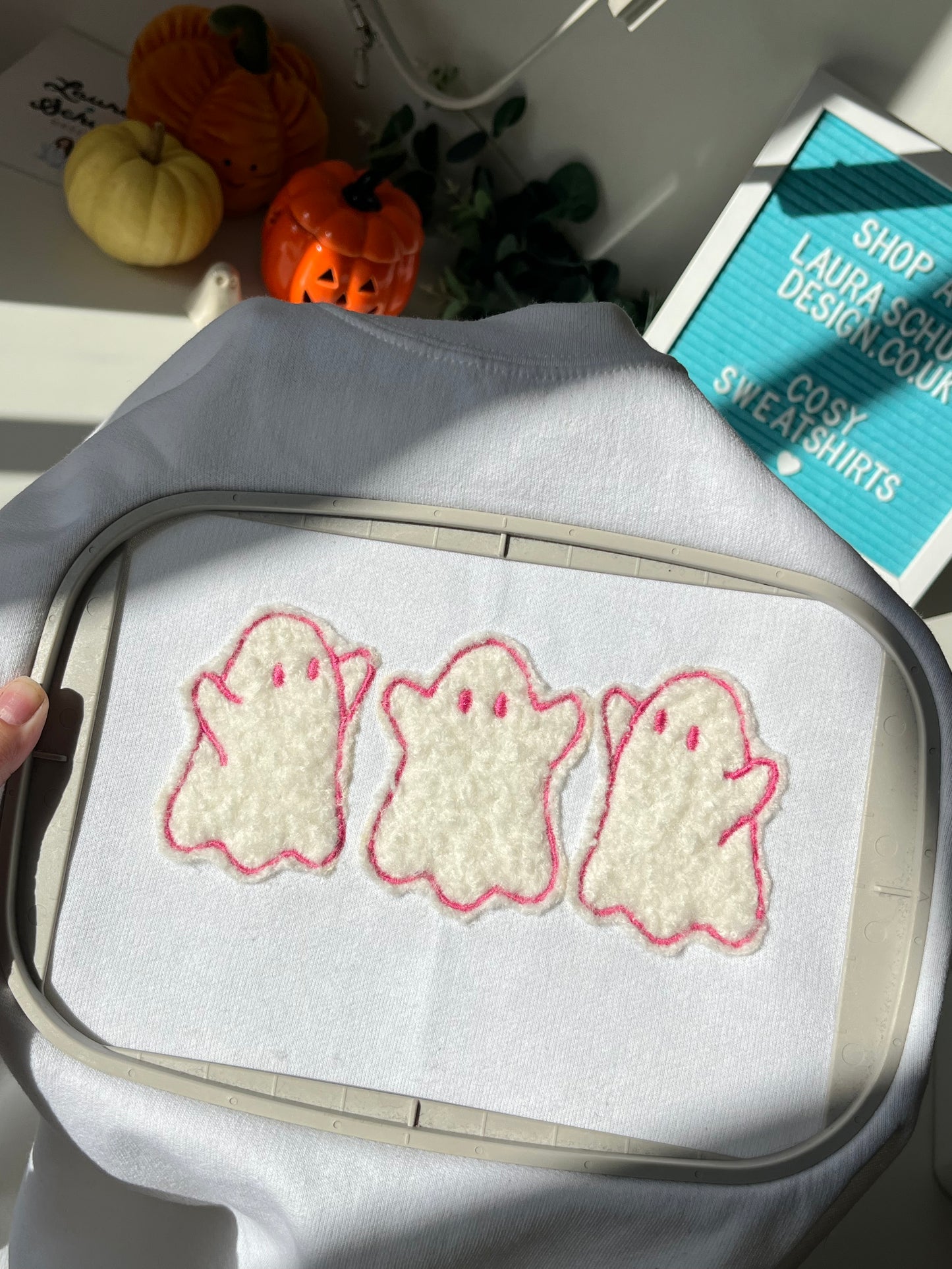 Sudadera fantasma esponjosa
