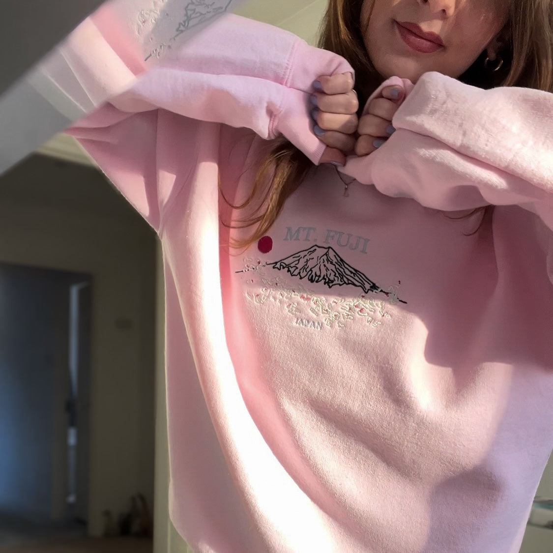 Mount Fuji Embroidered Sweatshirt